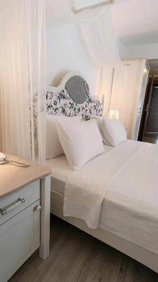 Hotel Mavi Konak Alaçatı