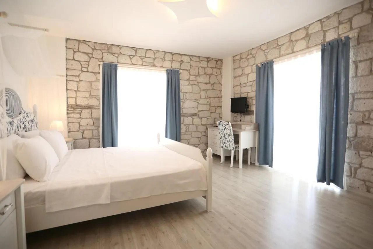 Mavi Konak Alaçatı Hotel